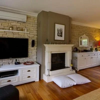 TV Ünitesi Arkasında Çarpıcı Efekt